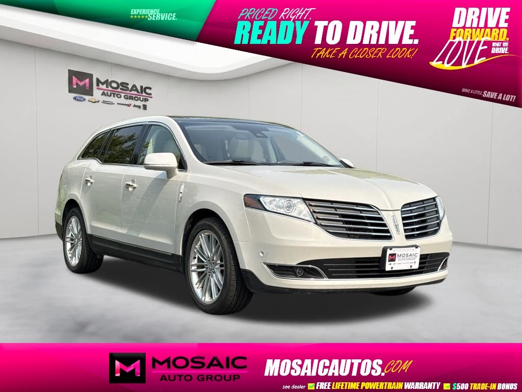  2019 Lincoln MKT AWD   