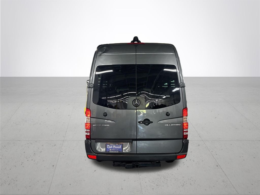 2015 Mercedes-Benz Sprinter 2500 Passenger 170 WB