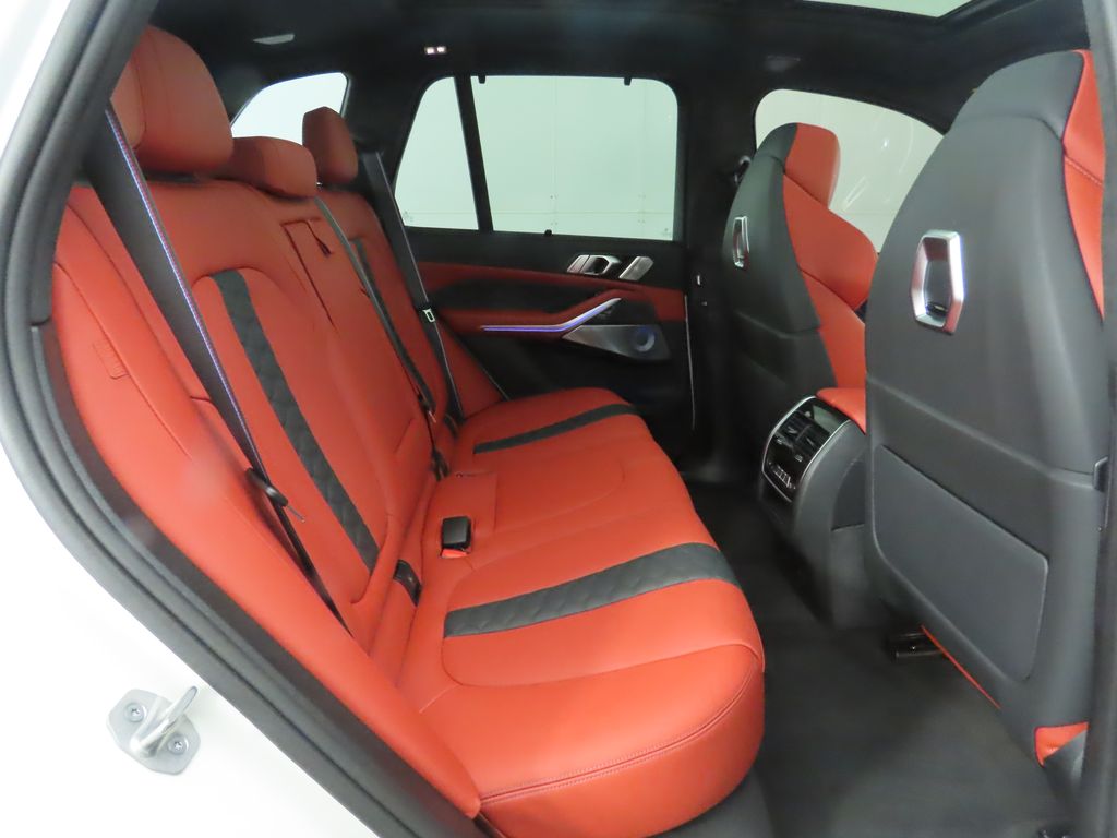 2025 BMW X5 M Competition 23