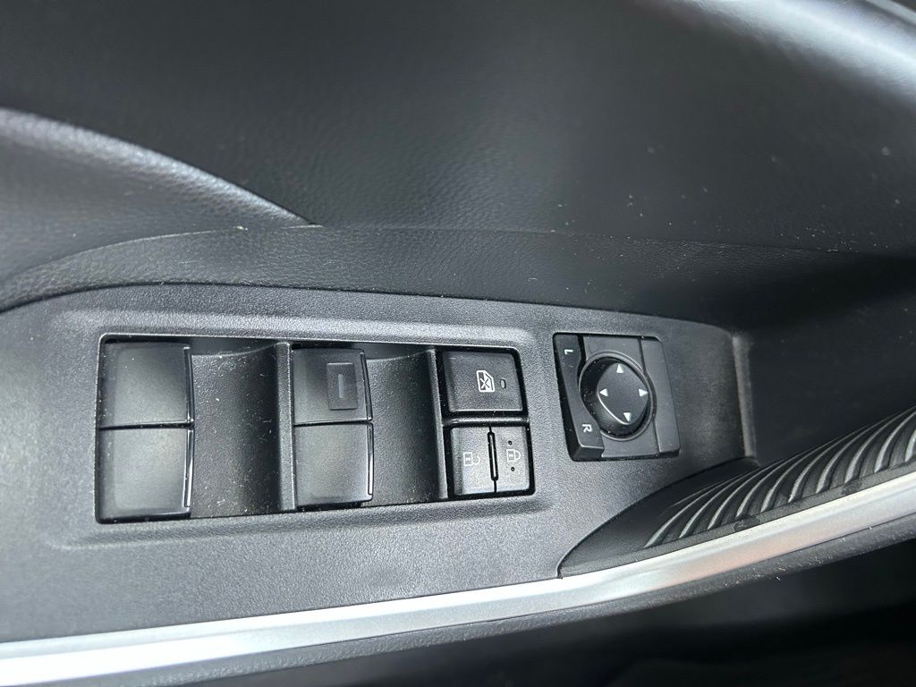 2024 Toyota RAV4 LE 26
