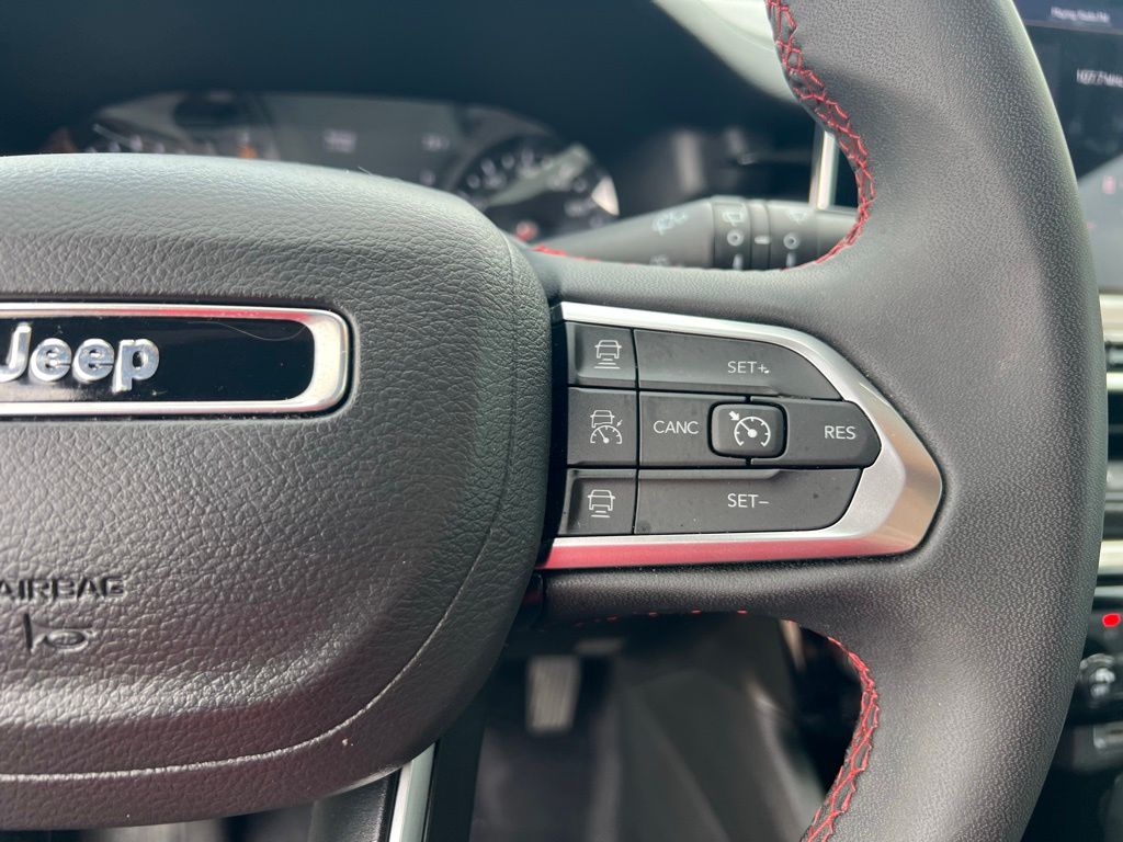 Used 2025 Jeep Compass SUV