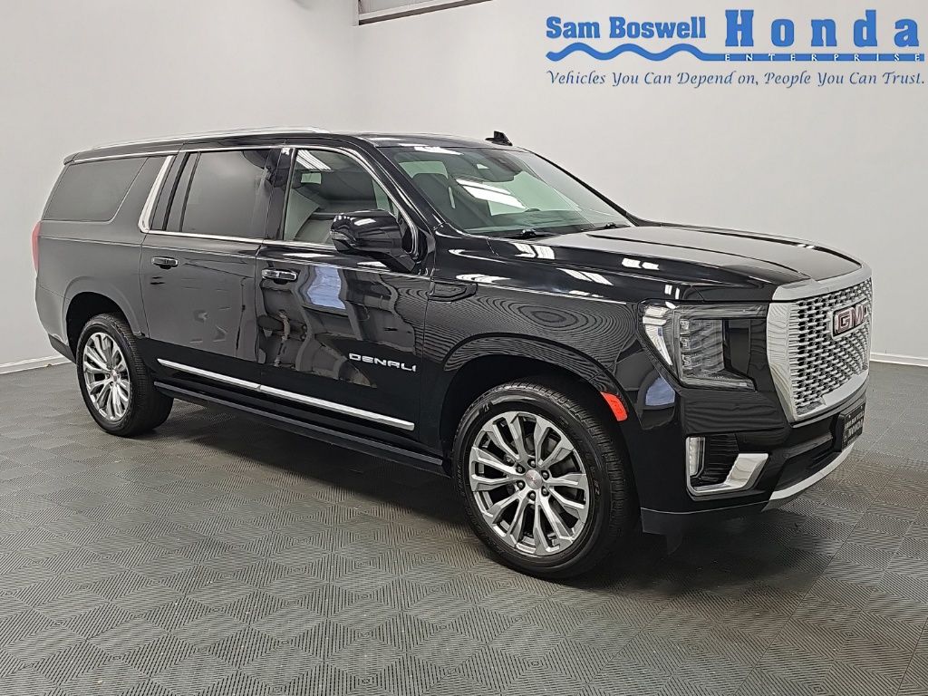  2023 GMC Yukon XL Denali 4WD   