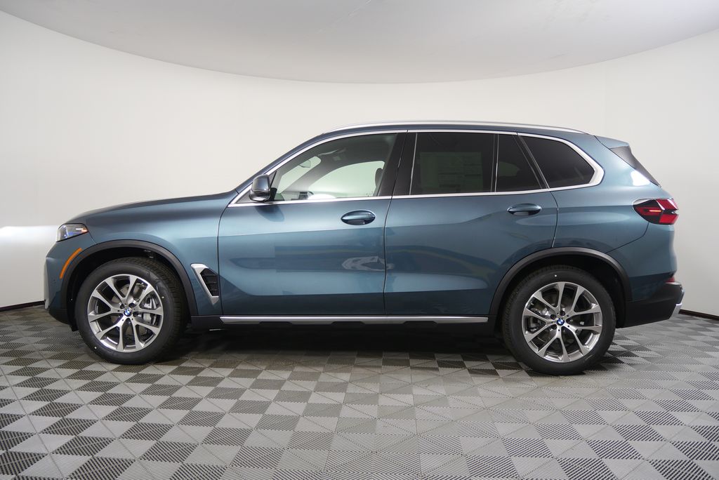 Thumbnail: 2026 BMW X5 - 6
