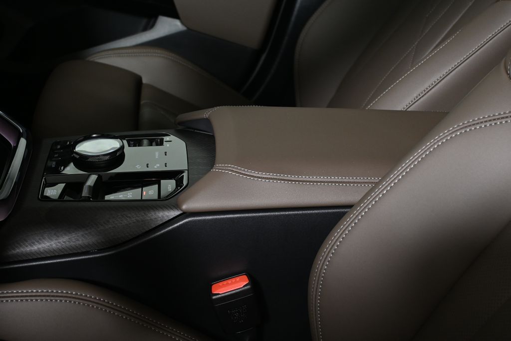 Thumbnail: 2026 BMW X3 - 25