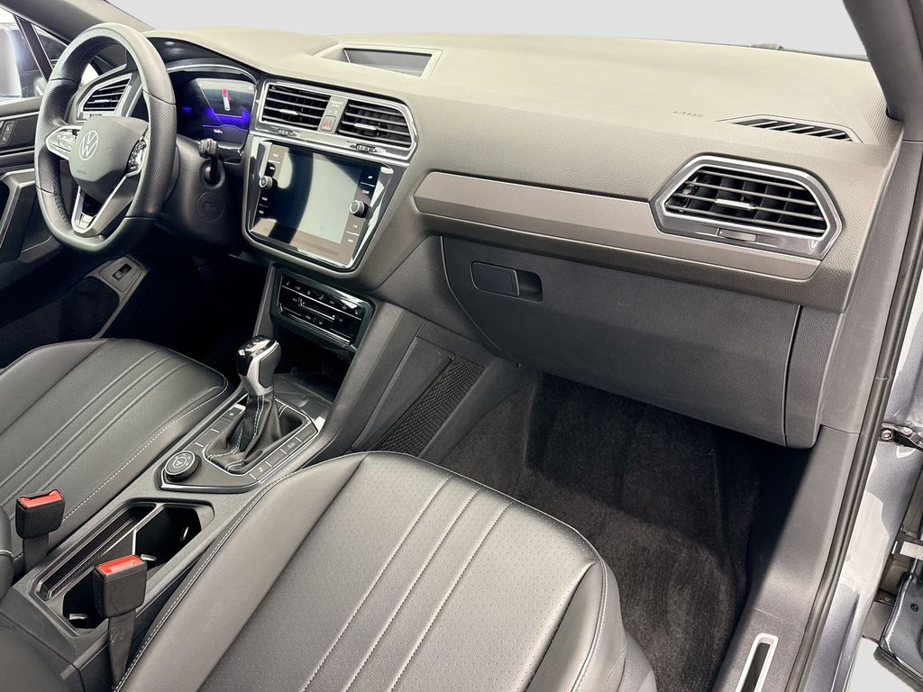 Thumbnail: 2024 Volkswagen Tiguan - 15