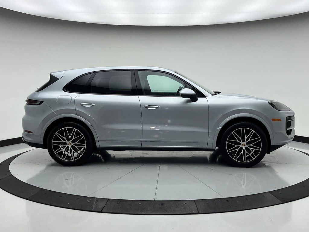 Thumbnail: 2026 Porsche Cayenne - 8