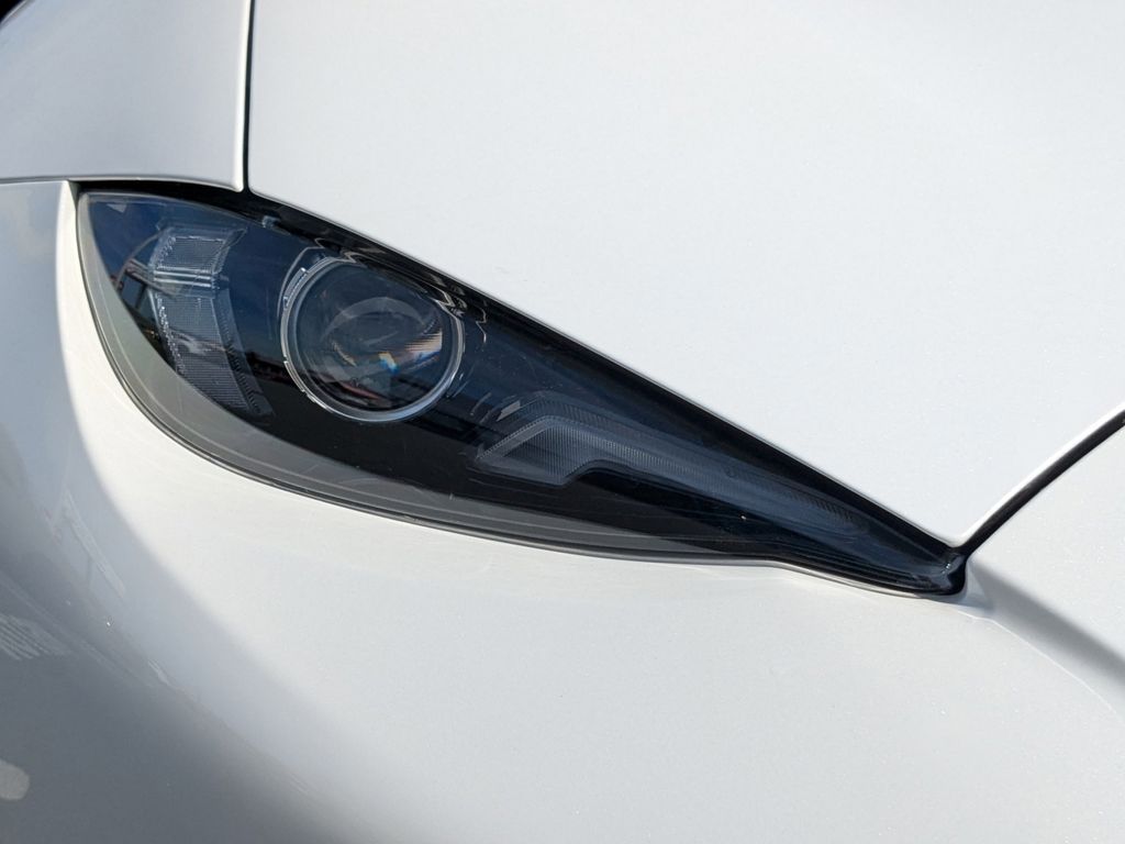 2025 Mazda MX-5 Miata Club