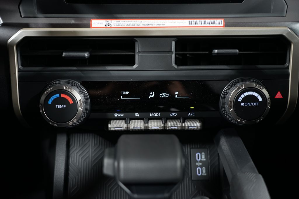 2025 Toyota Tacoma SR5 22