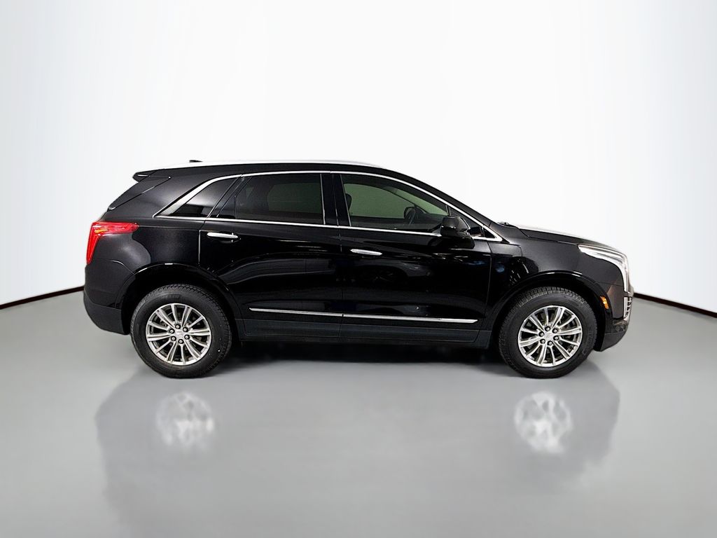 2017 Cadillac XT5 Luxury 4