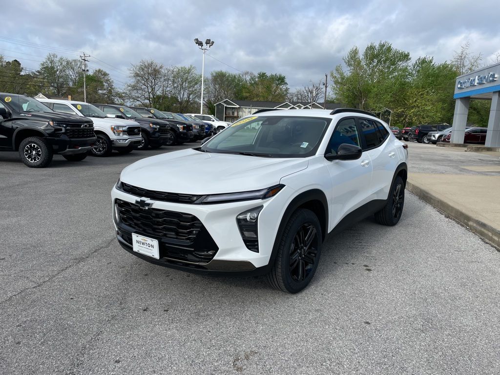 View vehicle photo 3