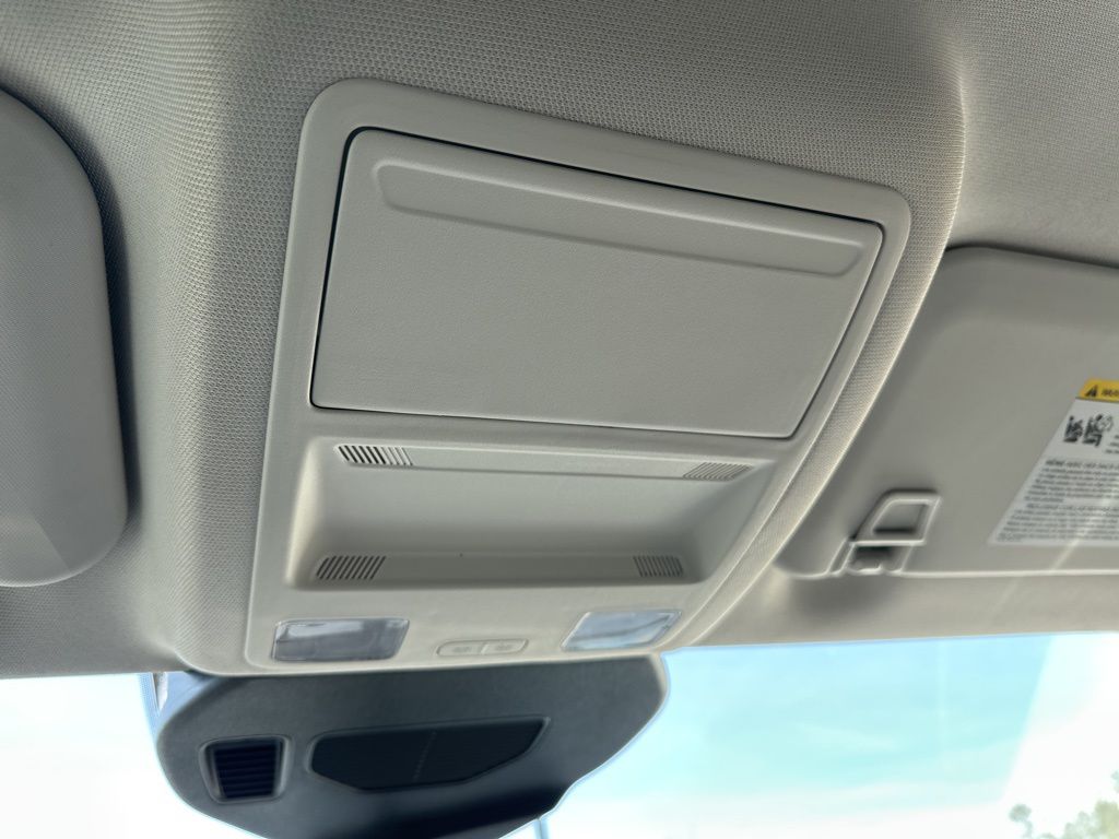 2021 Carbonized Gray Metallic Ford Escape SE FWD SUV