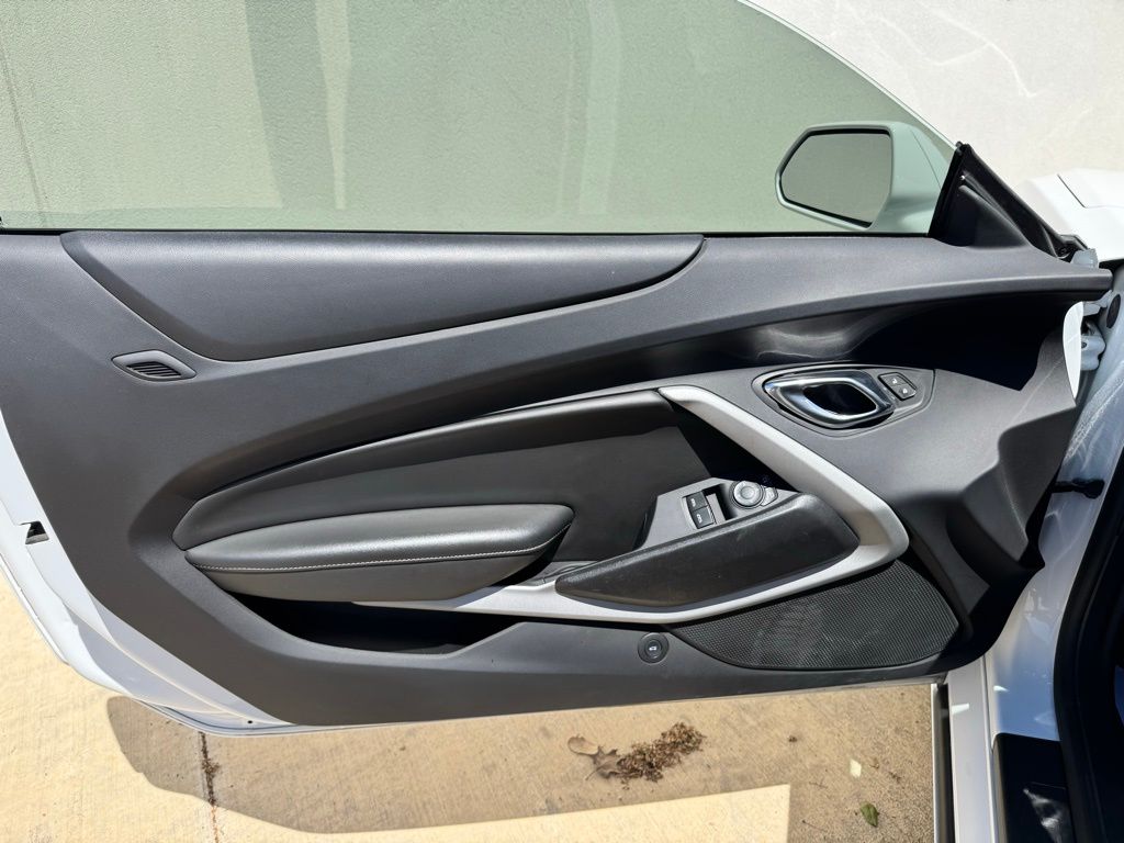 Used Car 2020 Chevrolet Camaro  1lt For Sale Under $25,000 In Georgetown, Texas