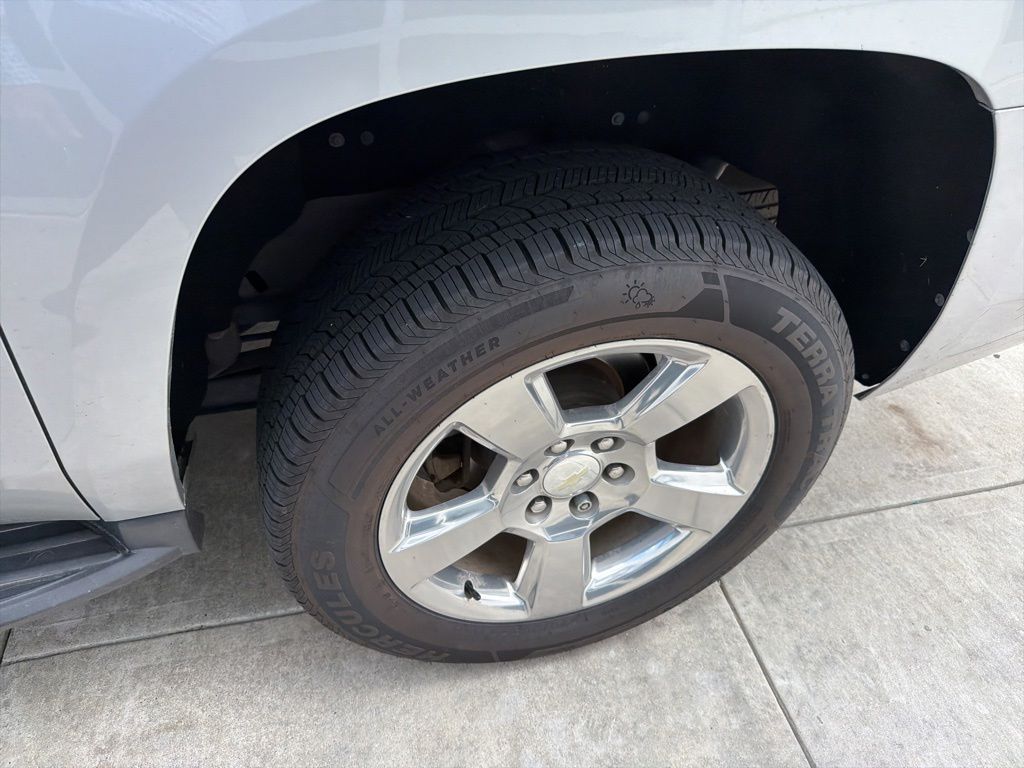 2020 Chevrolet Suburban LT Silver at Bayway Cadillac of The Woodlands