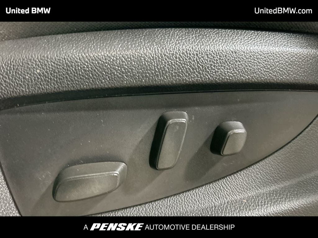 Thumbnail: 2015 GMC Yukon - 12