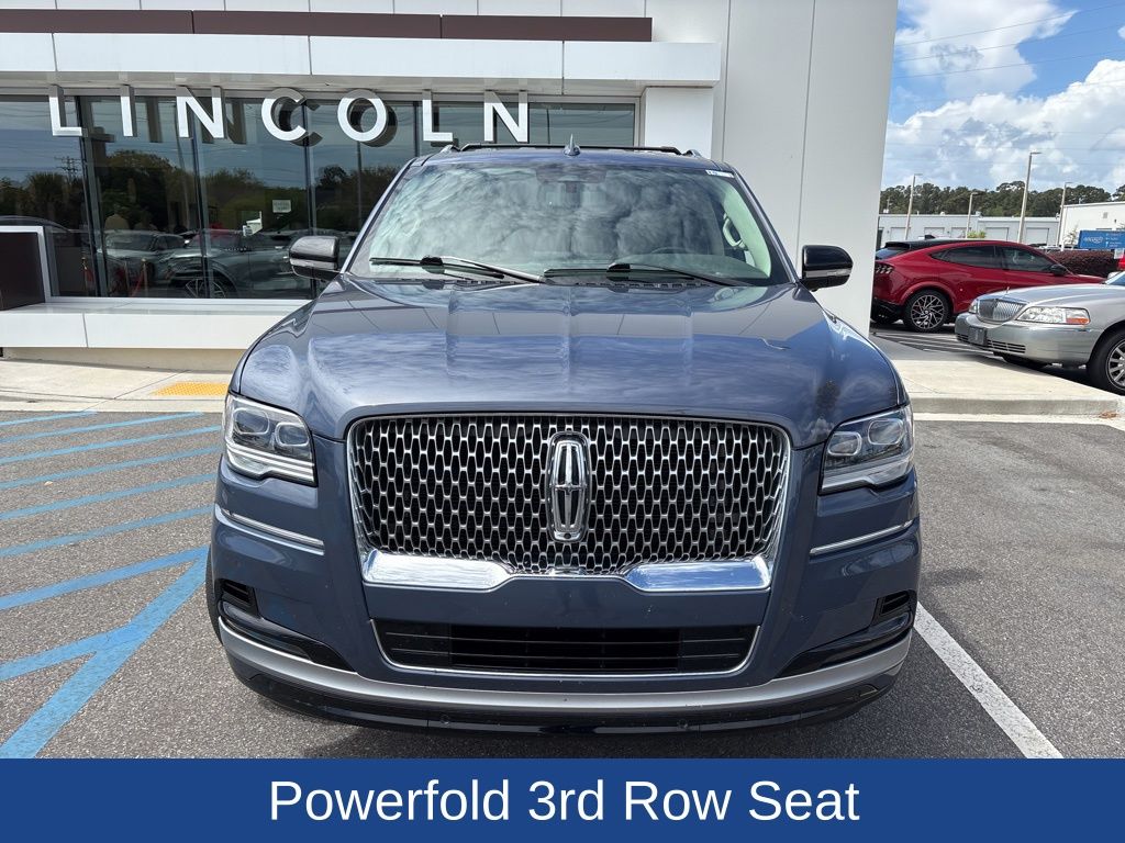 2022 Lincoln Navigator Standard