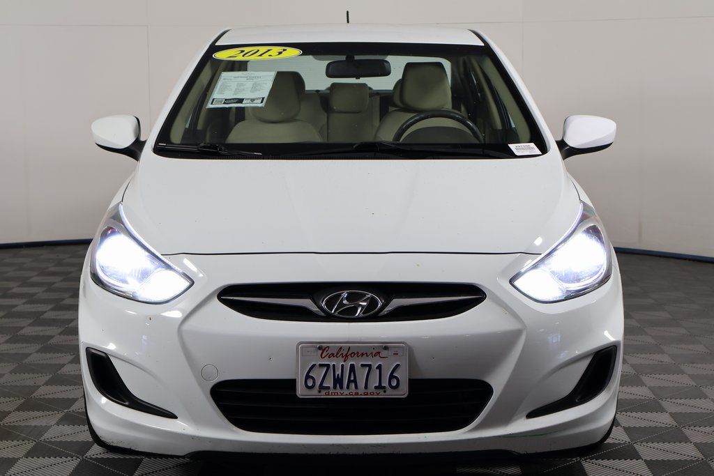 2013 Hyundai Accent GLS 2