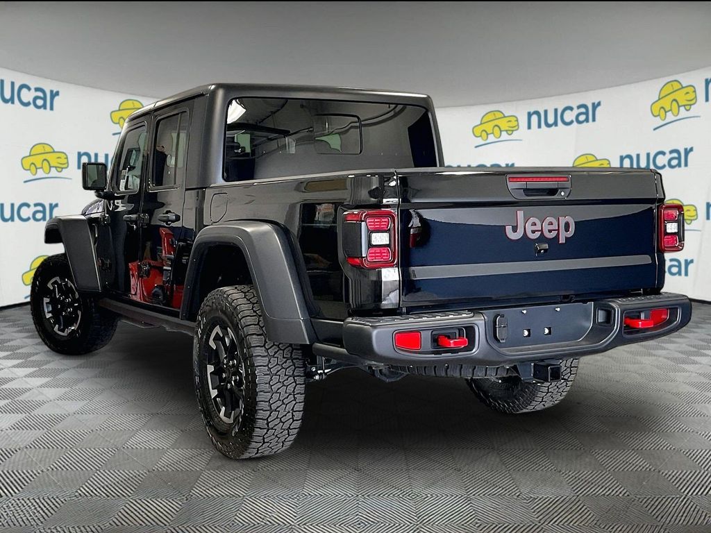 2026 Jeep Gladiator — photo 3