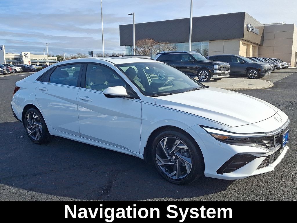 Thumbnail: 2025 Hyundai Elantra - 4