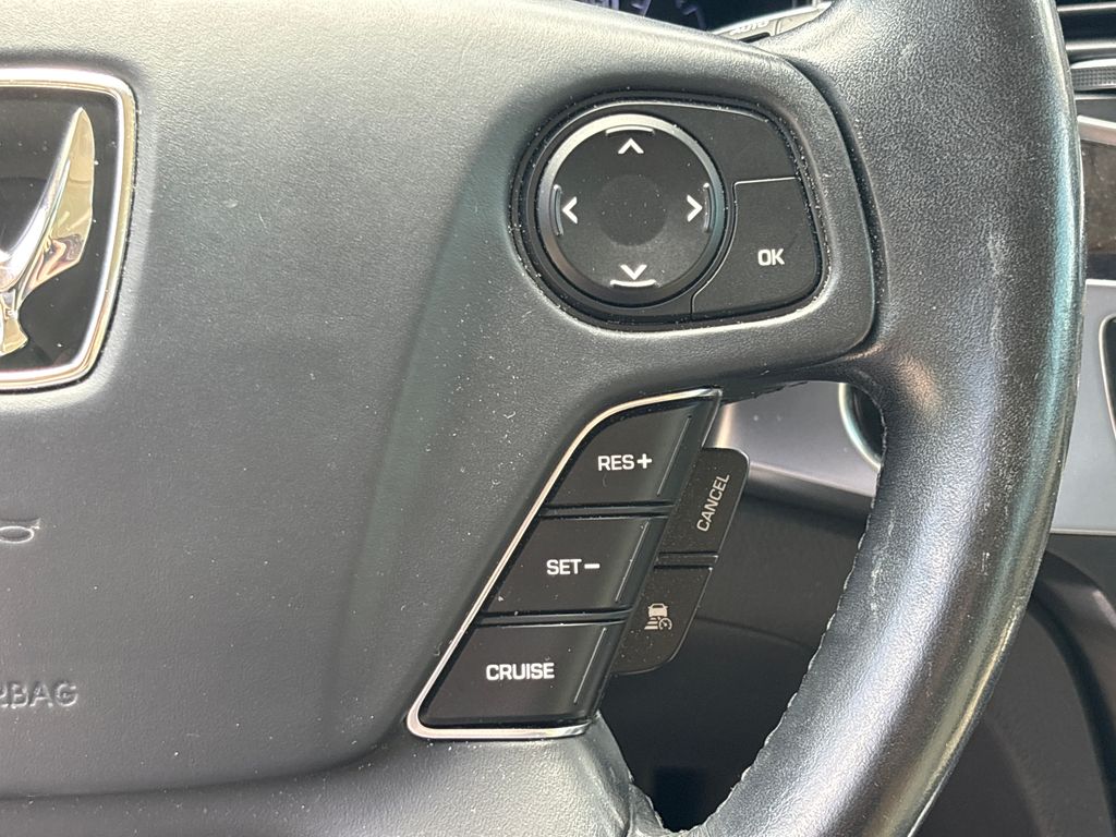 Used 2015 Gray Hyundai Signature image 21