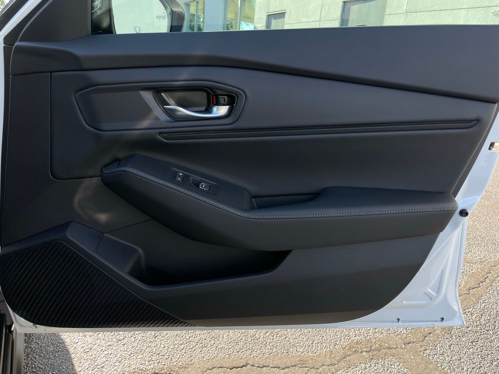 Thumbnail: 2025 Honda Accord - 30