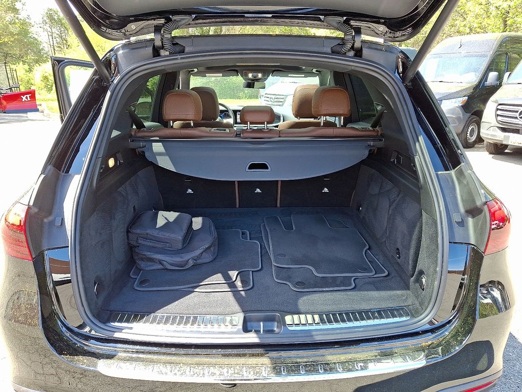 Thumbnail: 2025 Mercedes-Benz GLE - 28