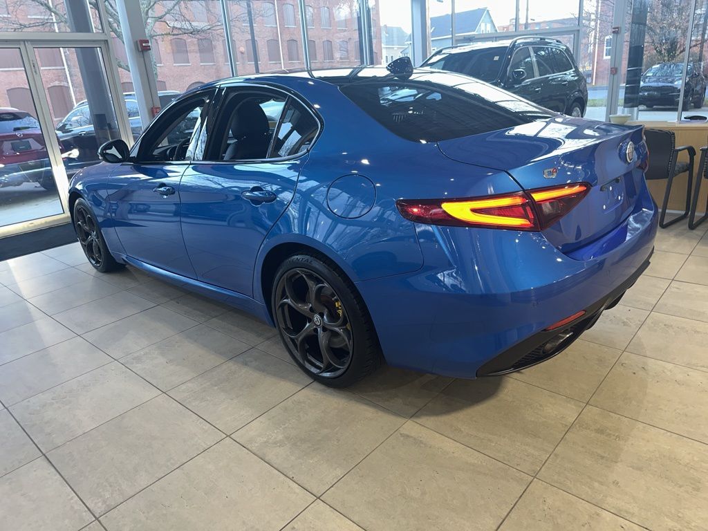 2018 Alfa Romeo Giulia Ti Sport 6