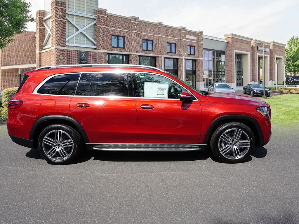 2025 Mercedes-Benz GLS 450 4MATIC 6
