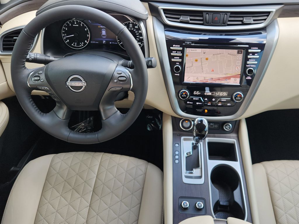 2023 Nissan Murano Platinum White at Central Houston Nissan