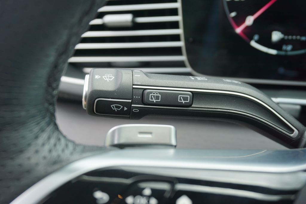 2025 Mercedes-Benz GLS 450 4MATIC 28