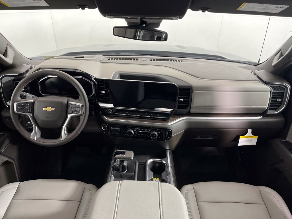 Thumbnail: 2026 Chevrolet Silverado 1500 - 20
