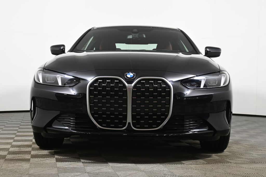 Thumbnail: 2026 BMW 4 Series - 10