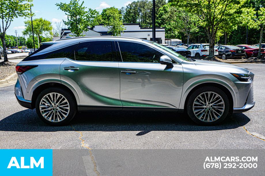 Used 2023 Silver Lexus 350 Luxury image 8