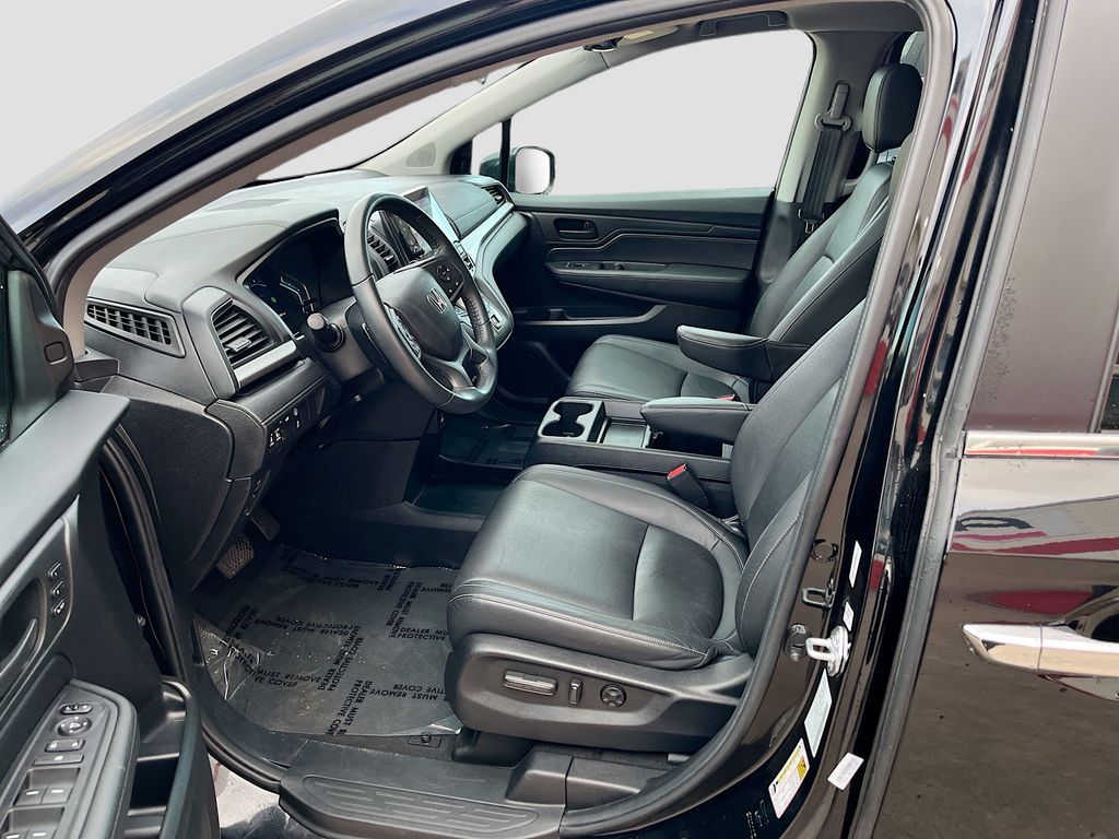 Used 2024 Black Honda EX-L image 21