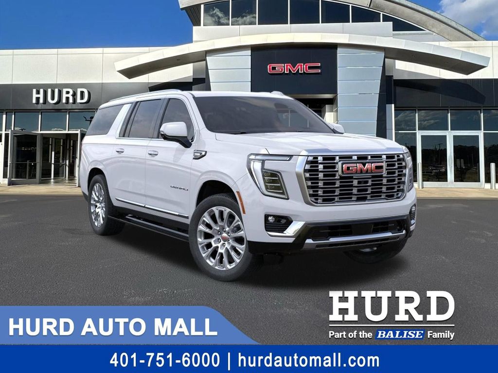 Glacier White Tricoat 2026 GMC Yukon XL SUV / Crossover Four-Wheel Drive