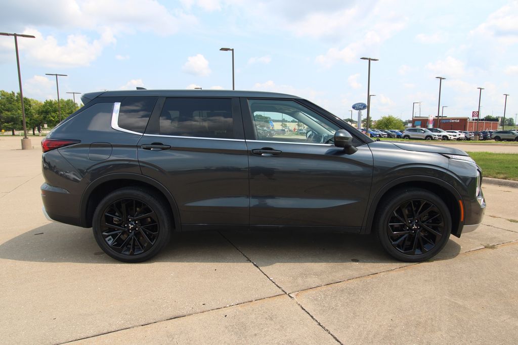 Used 2024 Mitsubishi Outlander SUV