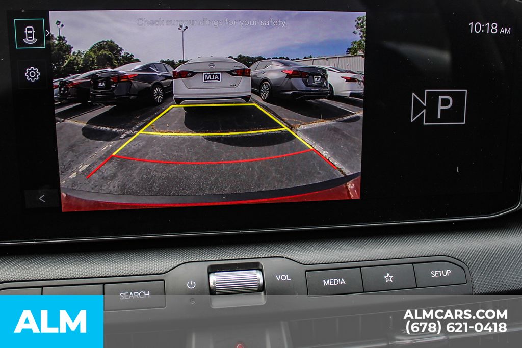 Used 2025 Red Kia LXS image 28