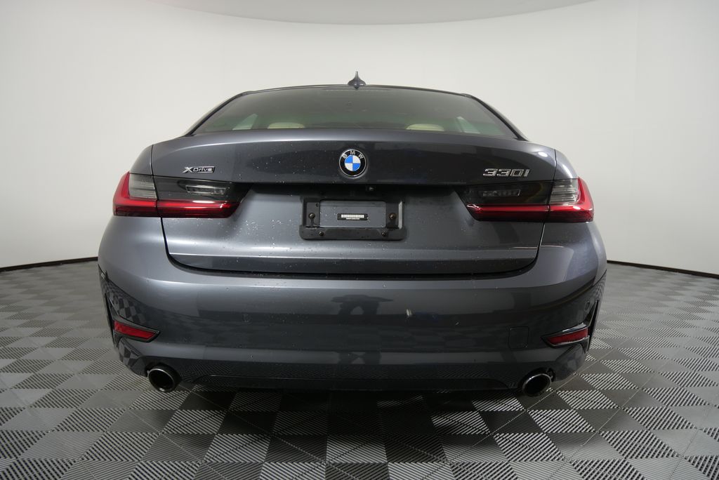 2022 BMW 3 Series 330i xDrive 4
