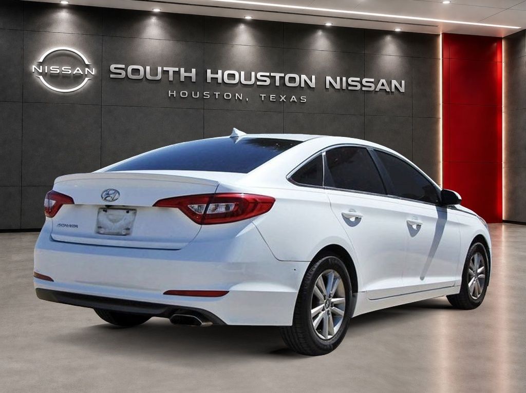 2017 Hyundai Sonata SE White at Autostrade