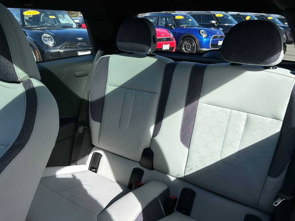 Thumbnail: 2026 MINI Cooper - 28