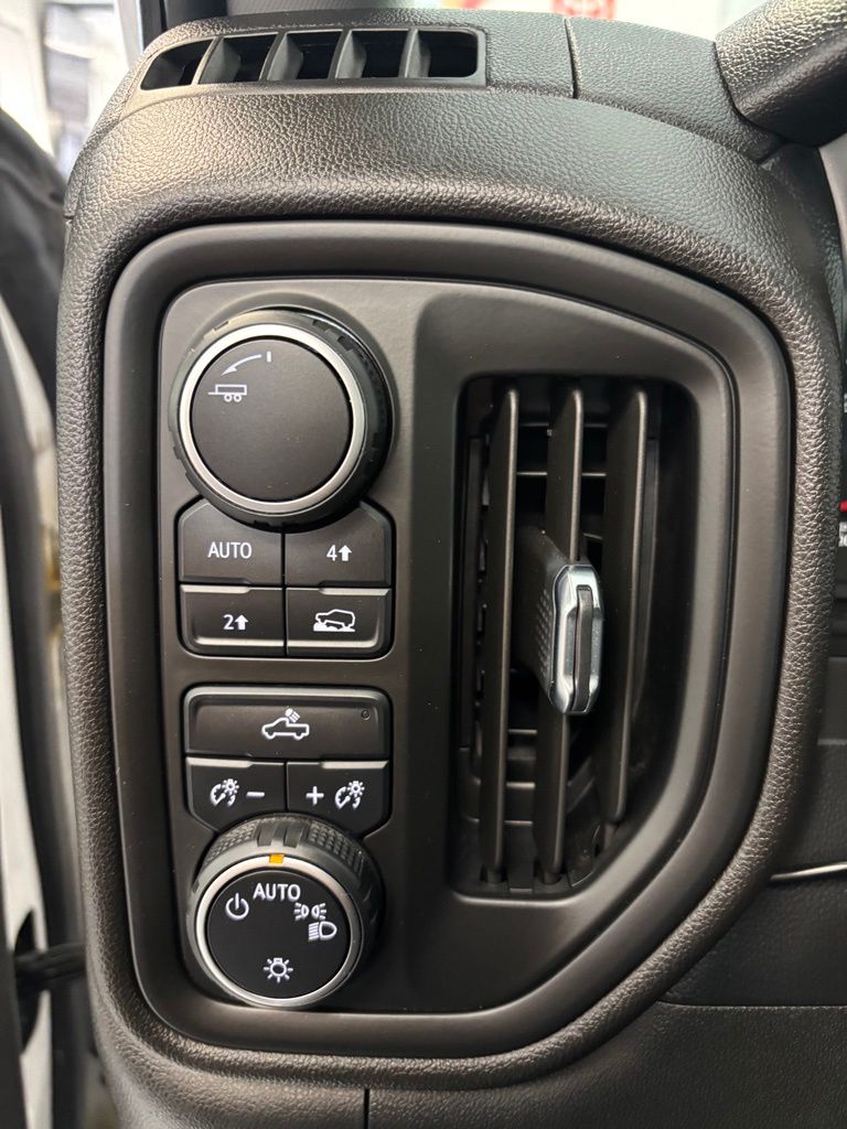 Used 2021 Chevrolet Silverado 1500 Truck