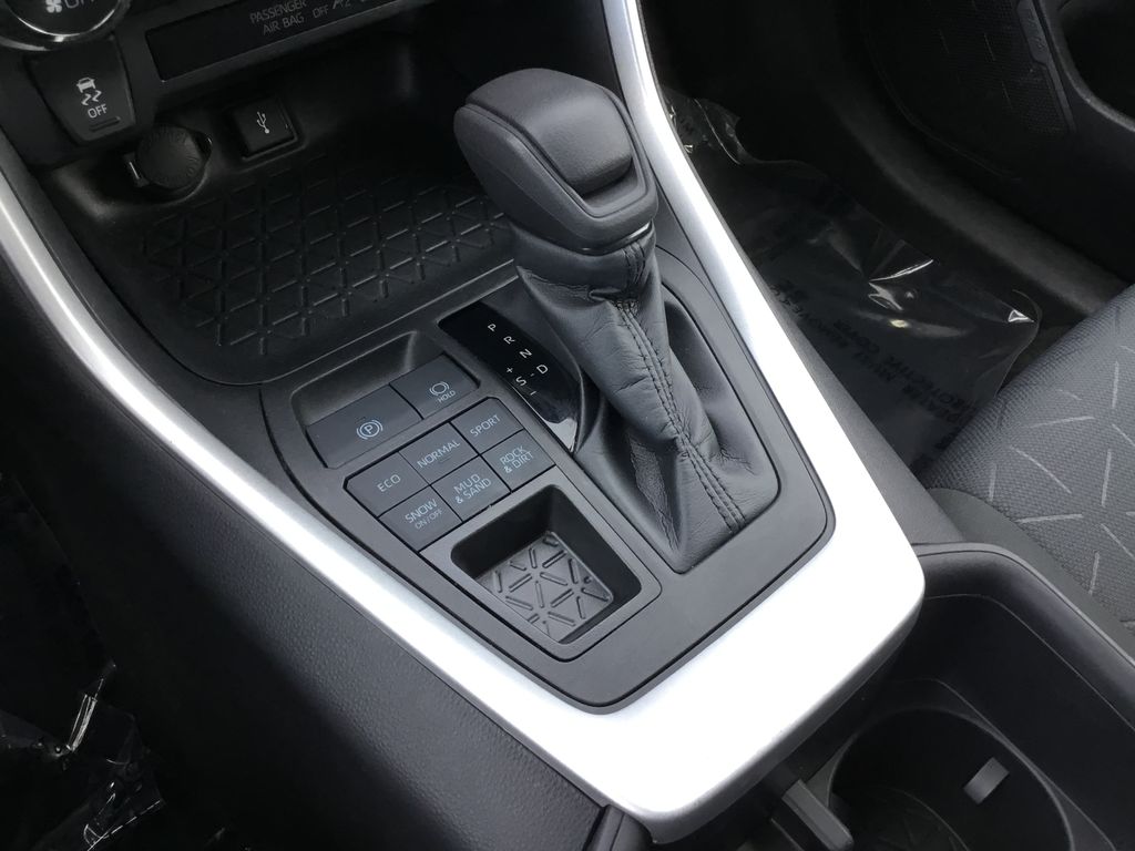 Thumbnail: 2022 Toyota RAV4 - 24