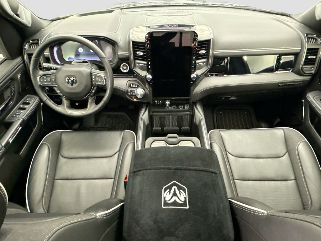 Thumbnail: 2025 RAM 1500 - 13