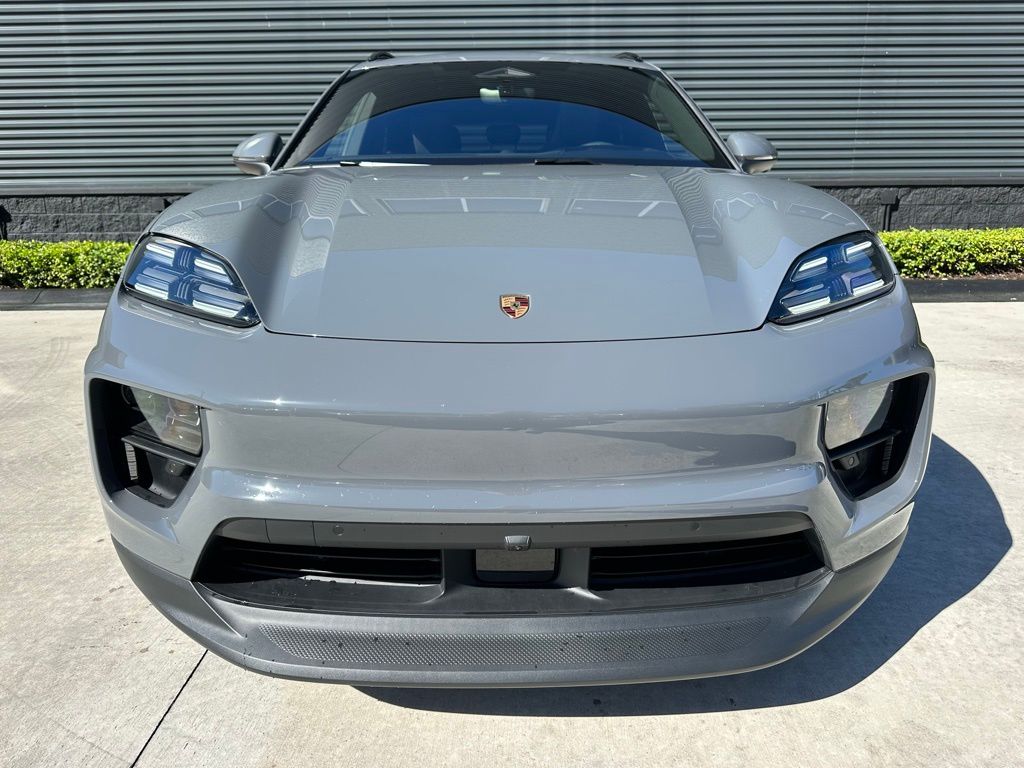 Thumbnail: 2025 Porsche Macan - 8