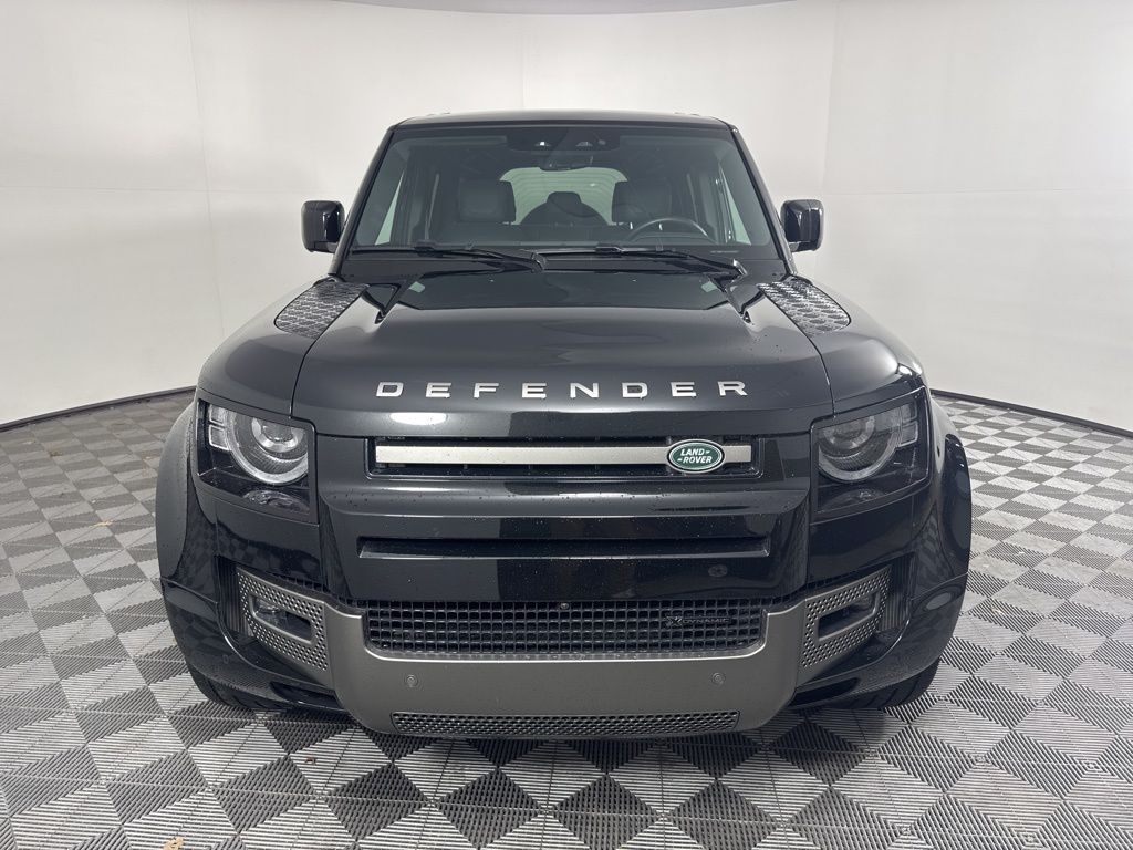 Thumbnail: 2023 Land Rover Defender - 2