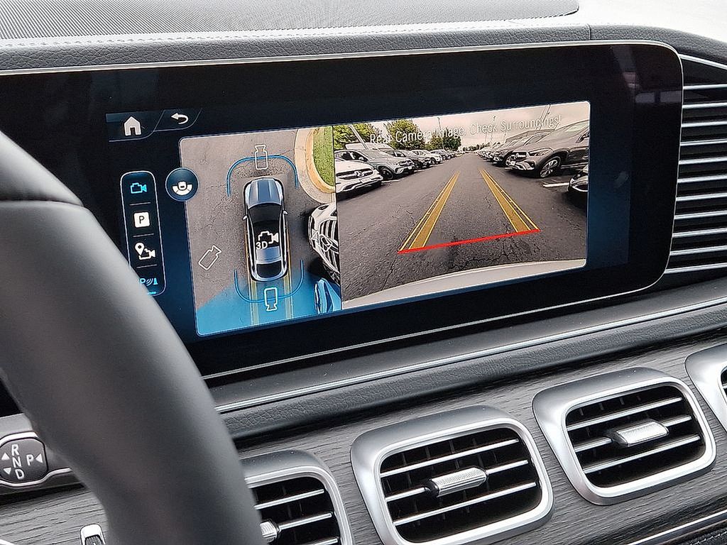 Thumbnail: 2026 Mercedes-Benz GLE - 13