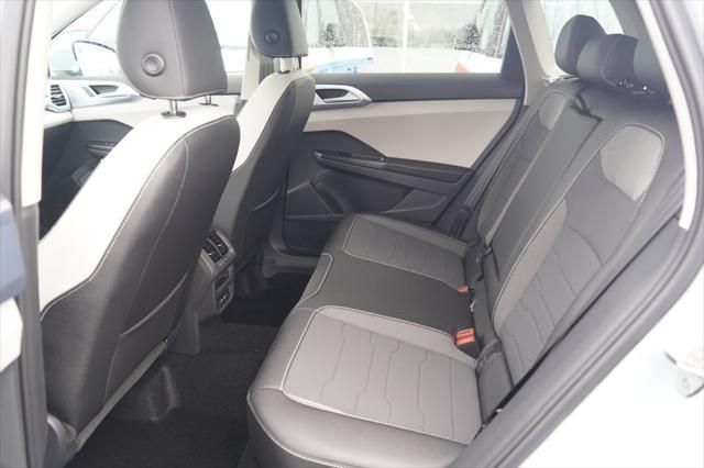 Thumbnail: 2026 Volkswagen Taos - 7