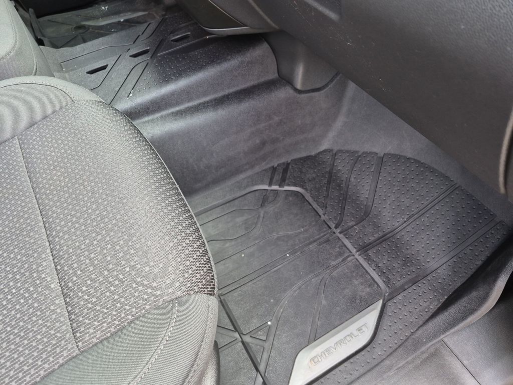 Used Car 2020 Chevrolet Silverado 1500  Custom For Sale Under $30,000 In Austin, Texas