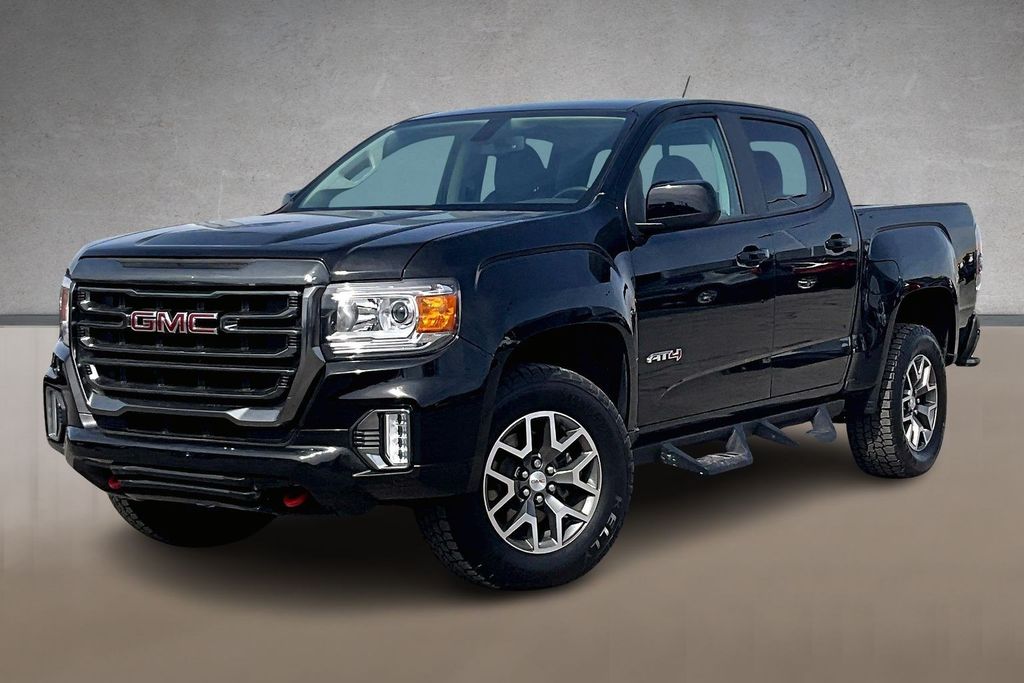 2022 GMC Canyon AT4 Crew Cab 4WD with Leather