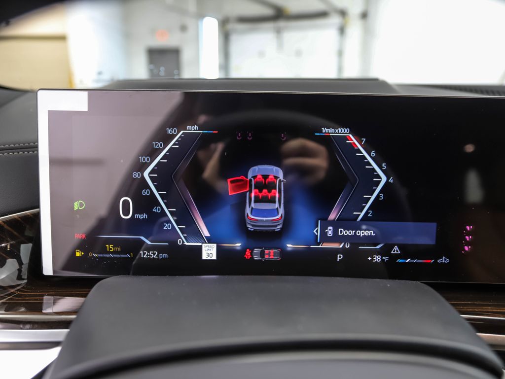 Thumbnail: 2026 BMW X5 - 14