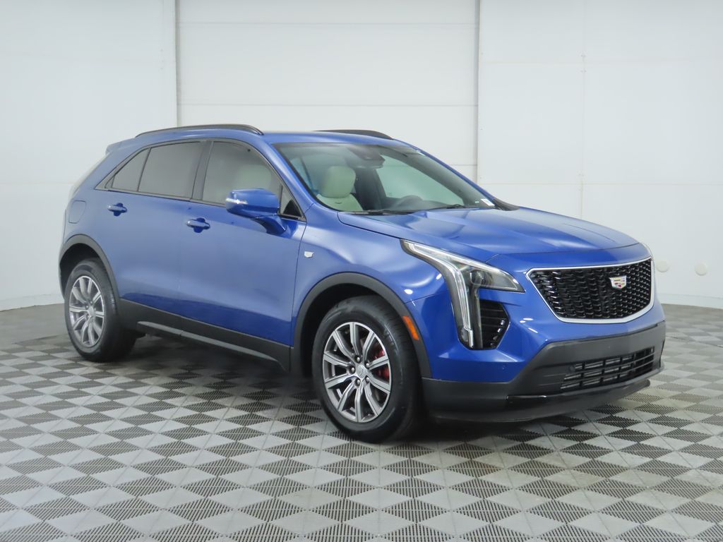 Thumbnail: 2021 Cadillac XT4 - 3